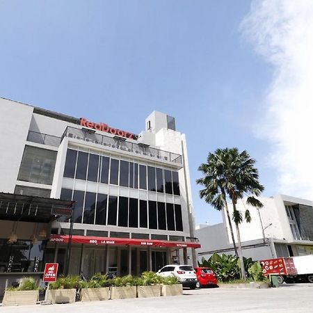 Reddoorz Plus @ Kapuk Business Park Jakarta Exterior photo
