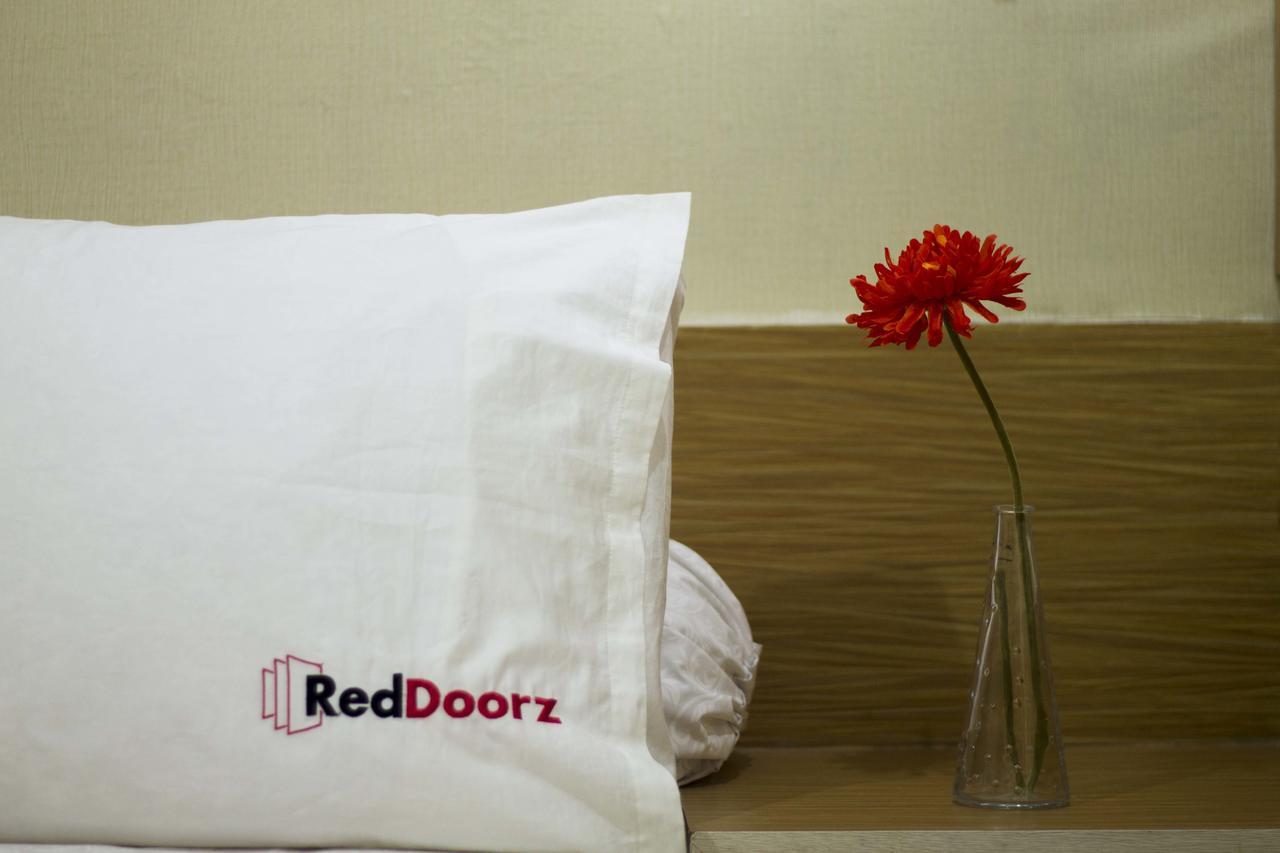 Reddoorz Plus @ Kapuk Business Park Jakarta Exterior photo